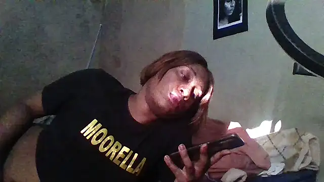 Snapshot of Moorella1 chatting on October 2025 03:10:02 PM Moorella1 online show from October 2025 03:10:02 PM