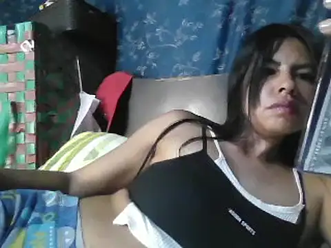 Snapshot of Alanagracia chatting on January 2025 05:14:01 PM Alanagracia online show from January 2025 05:14:01 PM