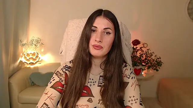 MaryMalory11 online show from April 2026 05:35:01 PM