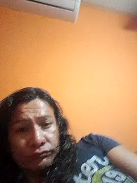 miicheele32 online show from December 2024 04:56:02 AM