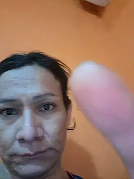 miicheele32 online show from September 2025 11:05:02 PM