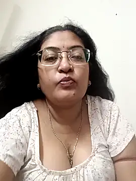 Snapshot of LAVERNIYA_ chatting on September 2025 03:30:02 AM LAVERNIYA  online show from September 2025 03:30:02 AM