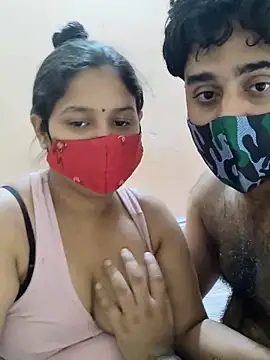 Snapshot of IND_COUPLE1 chatting on December 2024 06:54:02 AM IND COUPLE1 online show from December 2024 06:54:02 AM