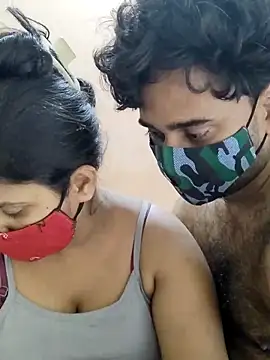 Snapshot of IND_COUPLE1 chatting on December 2024 09:23:01 AM IND COUPLE1 online show from December 2024 09:23:01 AM