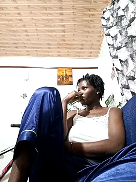 Snapshot of TrishaKalid chatting on October 2025 08:42:01 PM TrishaKalid online show from October 2025 08:42:01 PM