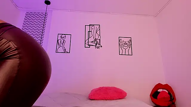 ari amisi online show from October 2025 05:47:02 PM