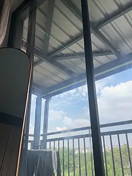 Dime-   online show from October 2025 09:11:04 AM