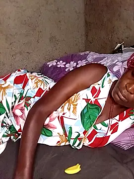 pretty prickle online show from November 2025 09:10:01 AM