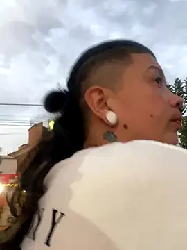 luisa16xxx online show from December 2024 11:04:01 PM