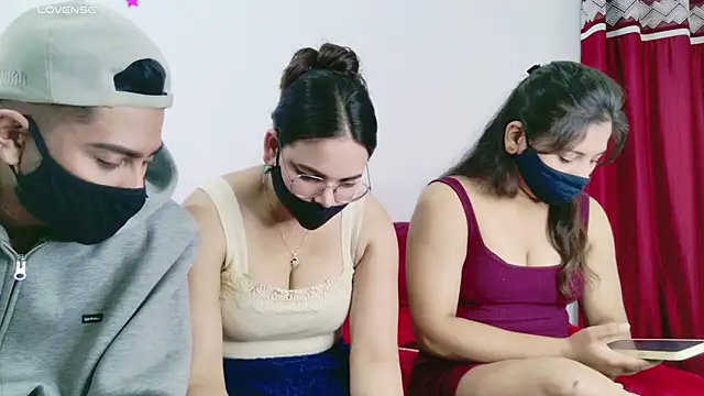 RupaliDixit online show from November 2025 04:31:02 PM