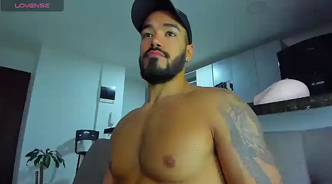 Alexander Martines online show from February 2025 04:29:01 AM