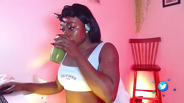 Snapshot of MiaKnox chatting on March 2025 09:07:02 AM MiaKnox online show from March 2025 09:07:02 AM