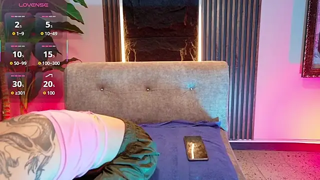 Snapshot of salomee_star_ chatting on November 2025 06:17:01 PM salomee star online show from November 2025 06:17:01 PM