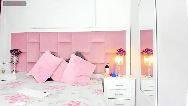 DaphneLloyd online show from January 2025 08:12:01 PM