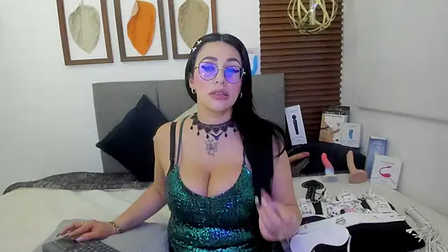 Scarleth swann online show from January 2025 02:33:01 AM