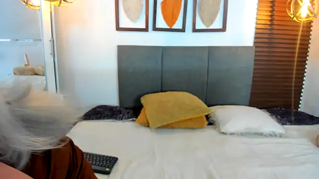 Scarleth swann online show from December 2025 11:19:01 AM