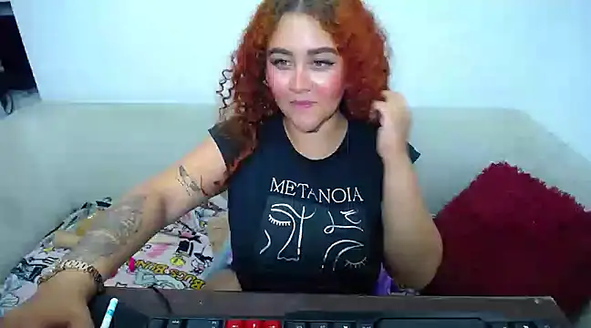 loly bigbooty4u online show from January 2025 03:30:01 AM