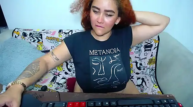 loly bigbooty4u online show from January 2025 03:25:02 AM