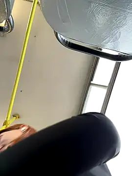 Snapshot of Accole chatting on December 2024 11:11:02 AM Accole online show from December 2024 11:11:02 AM