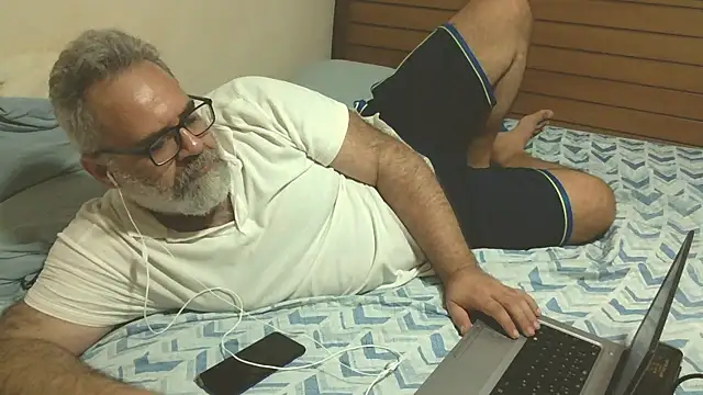 DockTVXXX online show from October 2025 10:26:01 AM