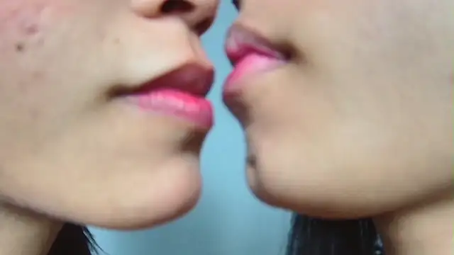 strawberrymia68 online show from February 2025 01:10:02 PM