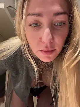 ElenaHaze online show from December 2024 08:44:01 AM