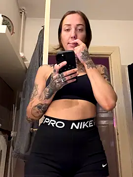 ElenaHaze online show from November 2025 06:13:02 AM