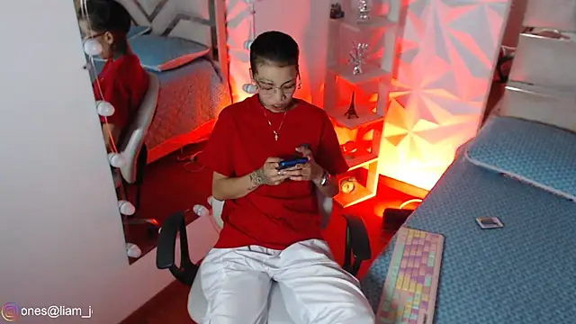 Snapshot of Jonesliam23 chatting on April 2026 08:11:02 PM Jonesliam23 online show from April 2026 08:11:02 PM
