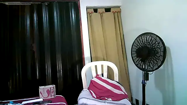 kimmiemm online show from March 2025 01:34:02 AM