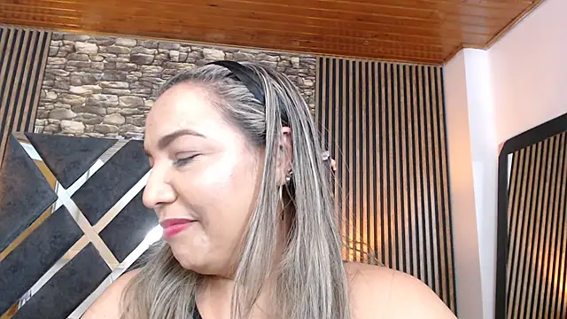 Snapshot of marie_hss chatting on May 2026 07:42:01 PM marie hss online show from May 2026 07:42:01 PM