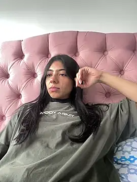 Liissa cute  online show from December 2024 09:08:02 PM