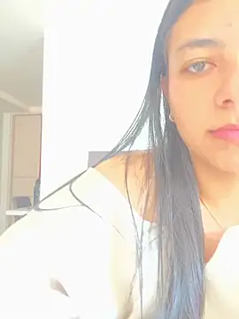 Liissa cute  online show from April 2026 06:53:02 PM