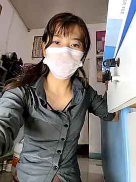 andii-1 online show from November 2025 01:59:02 AM