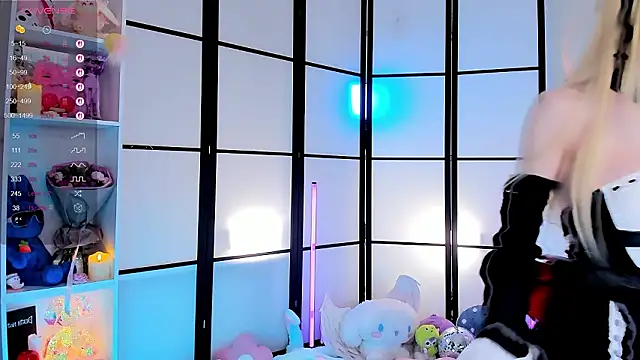 LilithLin online show from March 2026 06:57:01 PM