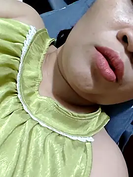 Snapshot of _Mira_69_ chatting on June 2026 02:53:01 AM Mira 69 online show from June 2026 02:53:01 AM