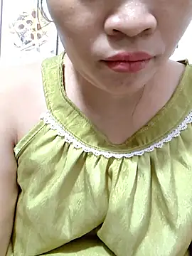 Snapshot of _Mira_69_ chatting on June 2026 03:25:01 AM Mira 69 online show from June 2026 03:25:01 AM