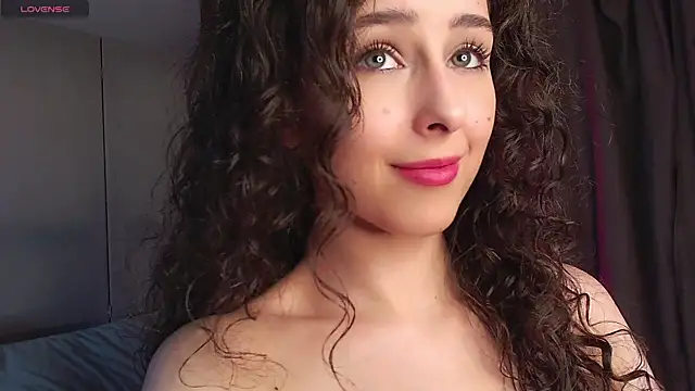 Snapshot of cosmosbaby chatting on March 2025 05:17:02 PM cosmosbaby online show from March 2025 05:17:02 PM