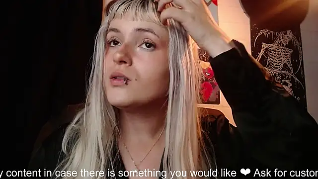 NEXT DOOR GIRL  online show from January 2025 01:52:01 AM