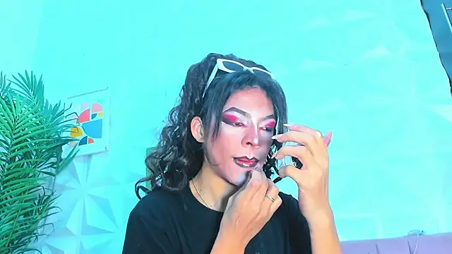 Snapshot of Briyit_Doll chatting on December 2024 01:00:01 PM Briyit Doll online show from December 2024 01:00:01 PM