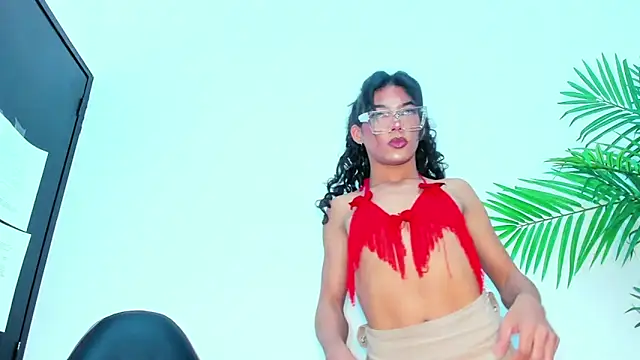 Snapshot of Briyit_Doll chatting on January 2025 10:31:02 AM Briyit Doll online show from January 2025 10:31:02 AM