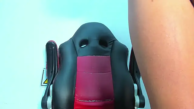 Snapshot of Briyit_Doll chatting on February 2025 03:24:01 AM Briyit Doll online show from February 2025 03:24:01 AM