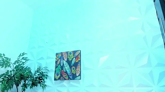 Snapshot of Briyit_Doll chatting on February 2025 09:33:01 AM Briyit Doll online show from February 2025 09:33:01 AM