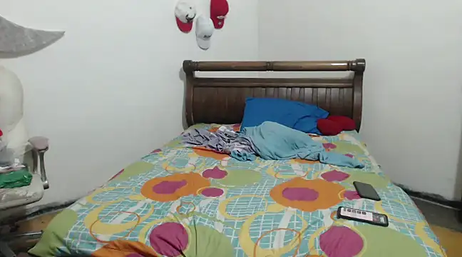 hot toy boy  online show from December 2024 10:17:02 AM