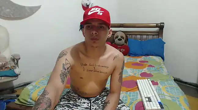 hot toy boy  online show from January 2025 07:09:02 AM