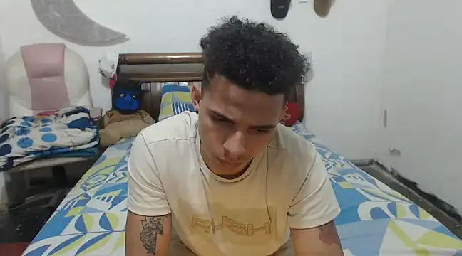 hot toy boy  online show from February 2025 07:45:01 AM