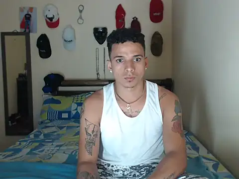 hot toy boy  online show from March 2025 02:48:02 AM