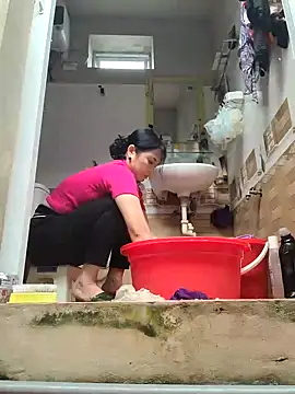 Tinease online show from March 2025 02:06:02 AM