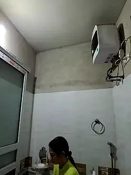 Tinease online show from March 2025 10:53:01 PM