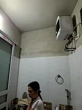 Tinease online show from March 2025 11:11:02 PM