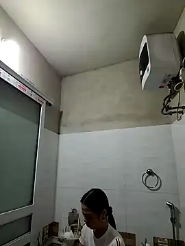 Tinease online show from March 2025 10:18:02 PM